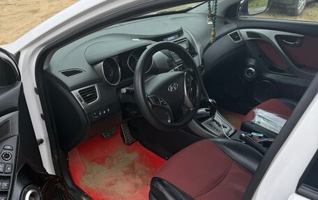 Hyundai Elantra V, 2012 год, 720 000 рублей, 5 фотография