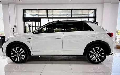Volkswagen T-Roc I, 2022 год, 1 794 000 рублей, 4 фотография