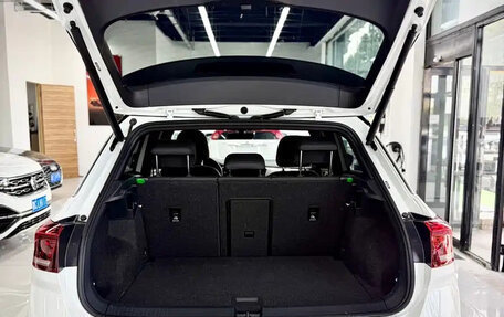 Volkswagen T-Roc I, 2022 год, 1 794 000 рублей, 20 фотография