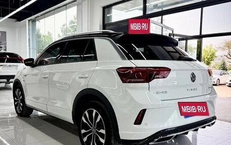 Volkswagen T-Roc I, 2022 год, 1 794 000 рублей, 6 фотография