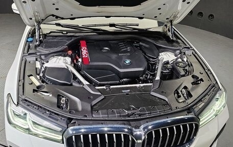 BMW 5 серия, 2022 год, 3 780 000 рублей, 12 фотография