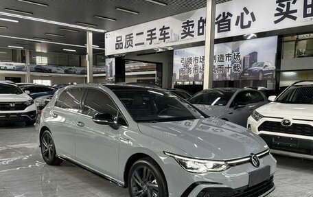 Volkswagen Golf VIII, 2022 год, 1 650 000 рублей, 3 фотография