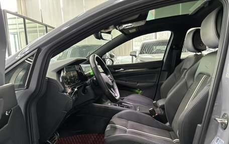 Volkswagen Golf VIII, 2022 год, 1 650 000 рублей, 7 фотография