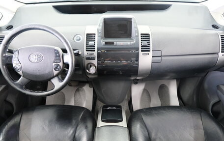 Toyota Prius, 2008 год, 899 000 рублей, 17 фотография