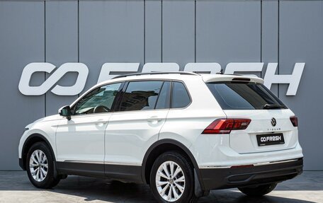 Volkswagen Tiguan II, 2021 год, 2 650 000 рублей, 2 фотография