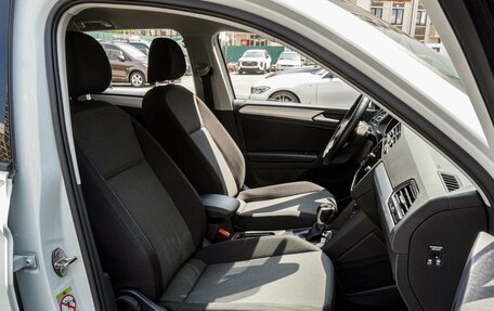 Volkswagen Tiguan II, 2021 год, 2 650 000 рублей, 8 фотография