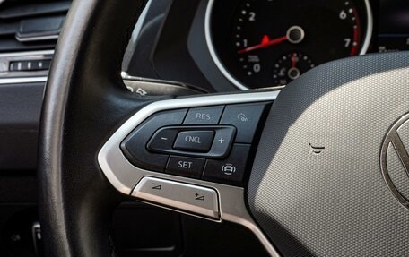Volkswagen Tiguan II, 2021 год, 2 650 000 рублей, 15 фотография