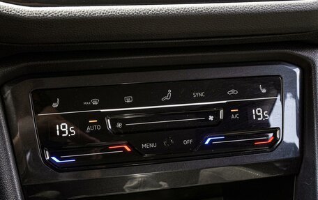 Volkswagen Tiguan II, 2021 год, 2 650 000 рублей, 14 фотография