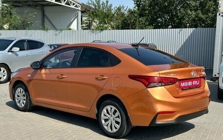 Hyundai Solaris II рестайлинг, 2018 год, 1 399 900 рублей, 2 фотография
