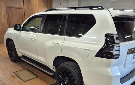 Toyota Land Cruiser Prado 150 рестайлинг 2, 2020 год, 6 500 000 рублей, 2 фотография