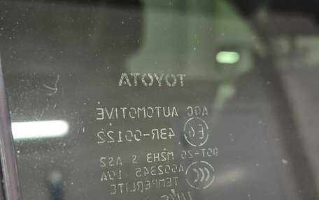 Toyota Land Cruiser Prado 150 рестайлинг 2, 2020 год, 6 500 000 рублей, 26 фотография