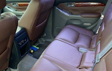 Toyota Land Cruiser Prado 120 рестайлинг, 2003 год, 2 200 000 рублей, 10 фотография