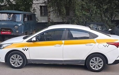 Hyundai Solaris II рестайлинг, 2020 год, 1 000 000 рублей, 1 фотография