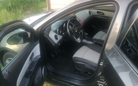 Chevrolet Cruze II, 2011 год, 750 000 рублей, 4 фотография