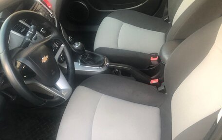 Chevrolet Cruze II, 2011 год, 750 000 рублей, 6 фотография