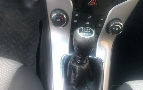 Chevrolet Cruze II, 2011 год, 750 000 рублей, 10 фотография