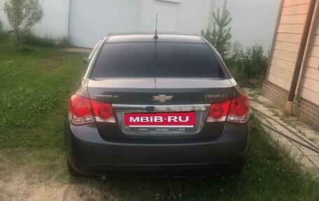 Chevrolet Cruze II, 2011 год, 750 000 рублей, 3 фотография