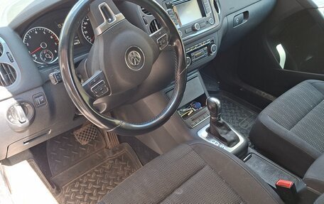 Volkswagen Tiguan I, 2011 год, 1 200 000 рублей, 2 фотография
