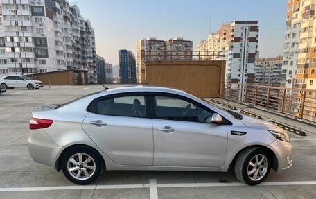 KIA Rio III рестайлинг, 2013 год, 980 000 рублей, 4 фотография