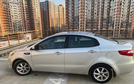 KIA Rio III рестайлинг, 2013 год, 980 000 рублей, 5 фотография