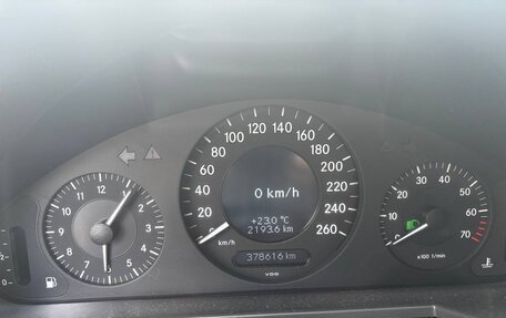 Mercedes-Benz E-Класс, 2005 год, 830 000 рублей, 10 фотография
