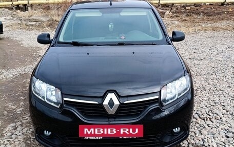 Renault Logan II, 2017 год, 970 000 рублей, 15 фотография