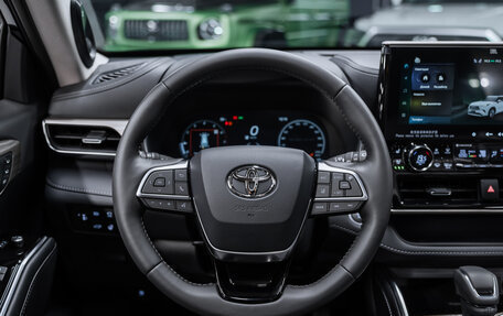 Toyota Highlander, 2025 год, 5 300 000 рублей, 10 фотография