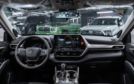 Toyota Highlander, 2025 год, 5 300 000 рублей, 9 фотография