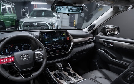 Toyota Highlander, 2025 год, 5 300 000 рублей, 12 фотография