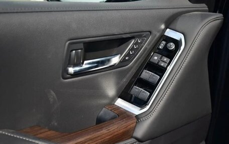 Toyota Land Cruiser, 2025 год, 11 988 800 рублей, 11 фотография