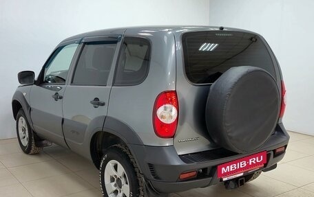 Chevrolet Niva I рестайлинг, 2018 год, 780 000 рублей, 6 фотография