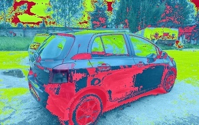 Toyota Yaris III рестайлинг, 2007 год, 590 000 рублей, 1 фотография
