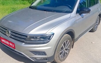 Volkswagen Tiguan II, 2020 год, 3 000 000 рублей, 1 фотография