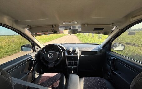 Renault Logan I, 2013 год, 570 000 рублей, 10 фотография