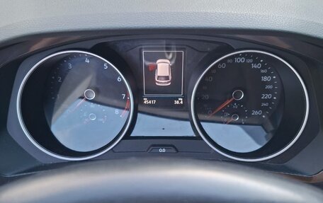 Volkswagen Tiguan II, 2021 год, 2 700 000 рублей, 9 фотография