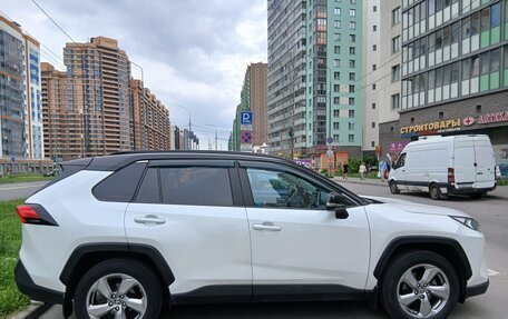 Toyota RAV4, 2019 год, 3 100 000 рублей, 6 фотография