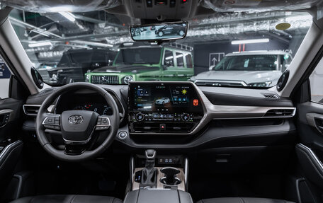 Toyota Highlander, 2025 год, 5 370 000 рублей, 12 фотография