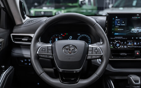 Toyota Highlander, 2025 год, 5 370 000 рублей, 13 фотография