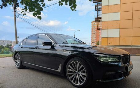 BMW 7 серия, 2018 год, 3 100 000 рублей, 3 фотография