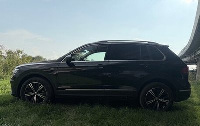 Volkswagen Tiguan II, 2018 год, 3 600 000 рублей, 1 фотография