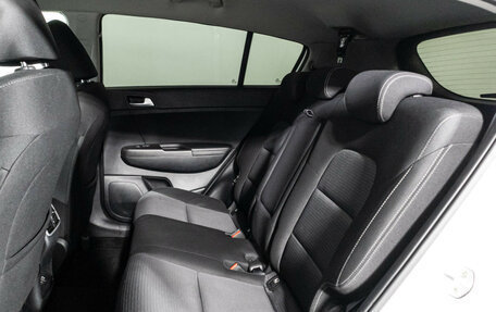 KIA Sportage IV рестайлинг, 2020 год, 2 149 700 рублей, 10 фотография
