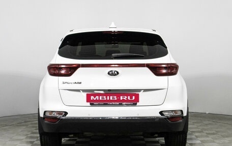 KIA Sportage IV рестайлинг, 2020 год, 2 149 700 рублей, 6 фотография