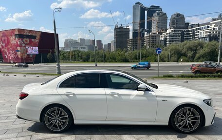 Mercedes-Benz E-Класс AMG, 2021 год, 9 450 000 рублей, 4 фотография