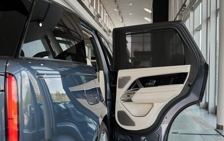 Land Rover Range Rover IV рестайлинг, 2025 год, 24 300 000 рублей, 24 фотография