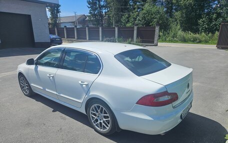 Skoda Superb III рестайлинг, 2011 год, 1 170 500 рублей, 11 фотография