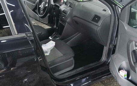 Volkswagen Polo VI (EU Market), 2013 год, 900 000 рублей, 9 фотография
