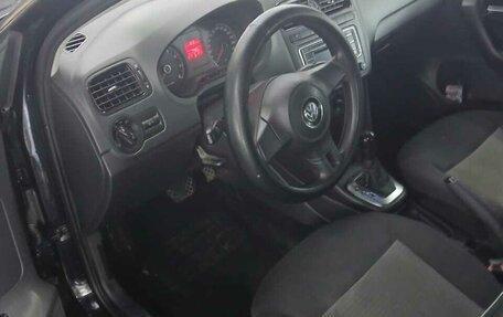 Volkswagen Polo VI (EU Market), 2013 год, 900 000 рублей, 8 фотография