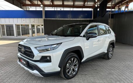 Toyota RAV4, 2025 год, 3 850 000 рублей, 2 фотография