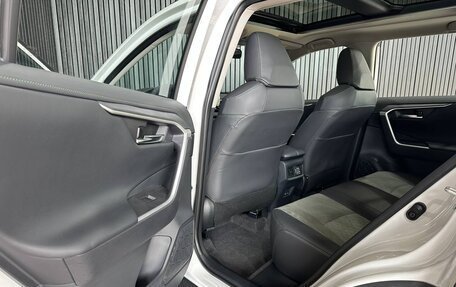 Toyota RAV4, 2025 год, 3 850 000 рублей, 20 фотография