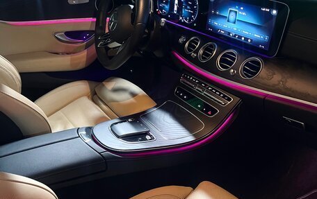 Mercedes-Benz E-Класс, 2021 год, 5 700 000 рублей, 6 фотография